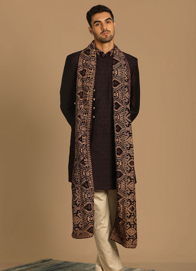 alt message - Manyavar Men Wine Indo Western Set With Dupatta image number 1